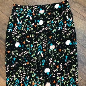 Lularoe Medium Cassie